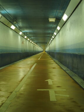 関門海峡人道トンネル