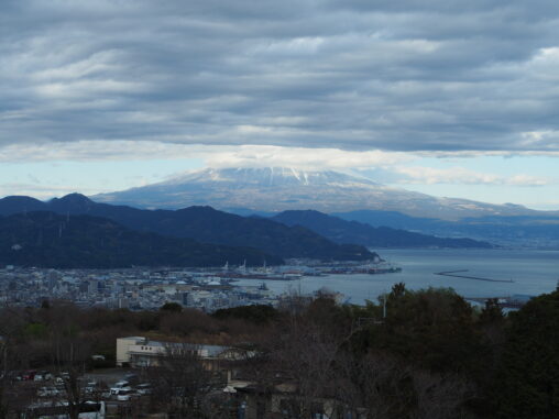 日本平から富士山　惜しい！！