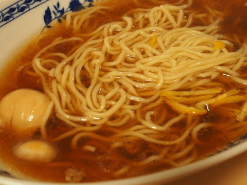 漢方スープのラーメン