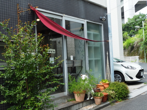 イイゼフルールカフェ