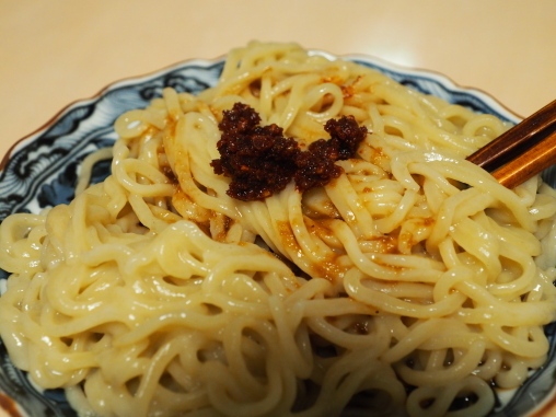 ゾヒラの七味をのっけて・・