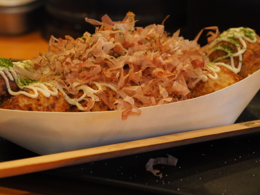 ホンブチョウ塩たこやき