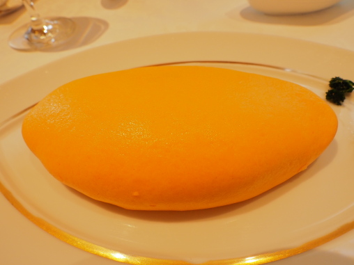 例の美しいオムライス