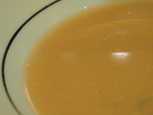 非常にきめの細かいなめらかでまろやかなスープ