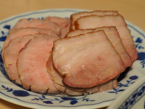 左もも肉 右バラ肉チャダレ