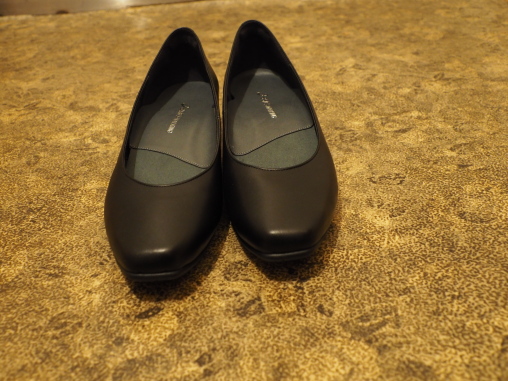 妻の新しいパンプス