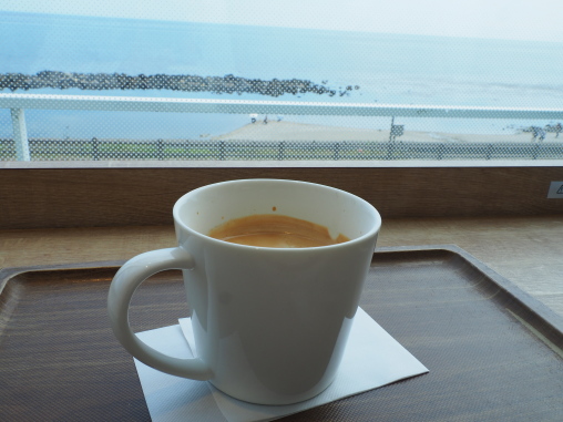 雨晴海岸道の駅　コーヒー