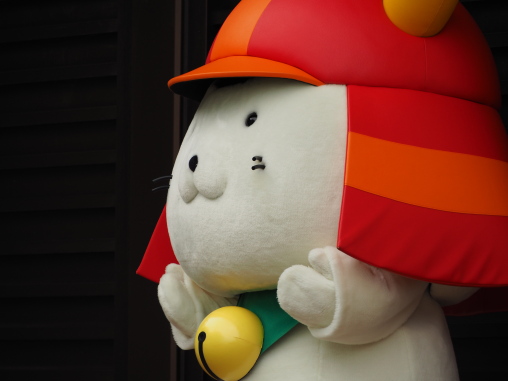 ひこにゃん　にゃうっとしてて可愛い