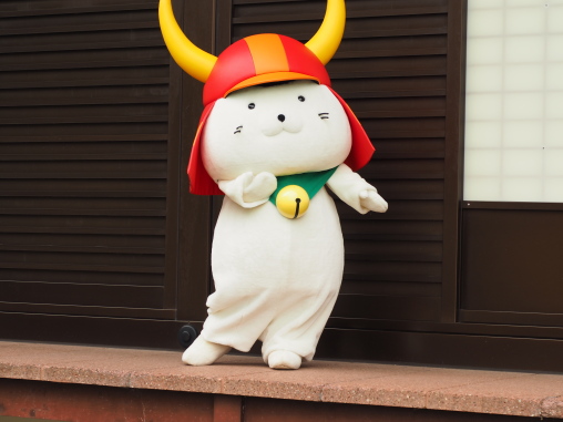 くねっとひこにゃん