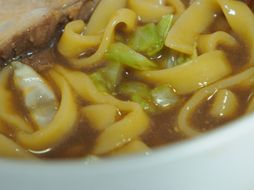 うめぇーーきしめんのような麺